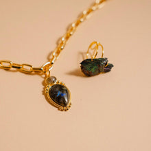 Afbeelding in Gallery-weergave laden, PHOEBE´S - Abraza la elegancia con nuestras joyas de labradorita.: Tiger's eye