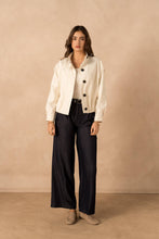 Afbeelding in Gallery-weergave laden, LULUMARY - Short trench V357: Beige / 3S/M 3M/L