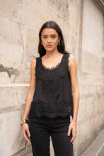 Afbeelding in Gallery-weergave laden, CHOKLATE PARIS - Top with lace insert - CK08500: White / 1S-1M-1 L