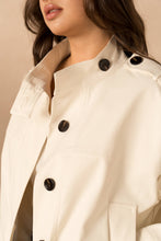Afbeelding in Gallery-weergave laden, LULUMARY - Short trench V357: Beige / 3S/M 3M/L