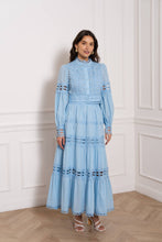 Afbeelding in Gallery-weergave laden, CHOKLATE PARIS - Ellie cropped shirt in openwork cotton - 81013: White / 1 S - 1 M - 1 L