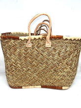 Afbeelding in Gallery-weergave laden, LINETA - Madagascar basket: Yellow / To the unit