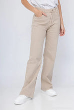 Afbeelding in Gallery-weergave laden, Vivid - Basic wide-leg jeans color: Light khaki / XL