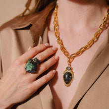 Afbeelding in Gallery-weergave laden, PHOEBE´S - Abraza la elegancia con nuestras joyas de labradorita.: Tiger's eye