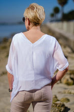 Afbeelding in Gallery-weergave laden, TINA Stephens Italy/Tees By Tina - Sasha Silk Double V-Neck Kaftan (BSS201): 100 White
