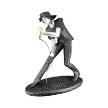 Afbeelding in Gallery-weergave laden, Gilde Handwerk Macrander GmbH & Co. KG - Musician Trio Sculpture H.24 Cm - Assorted 3 Times