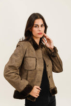 Afbeelding in Gallery-weergave laden, CHOKLATE PARIS - Suede leather & faux fur coat - 89A123: Choco / 1S-2M-2L-1XL