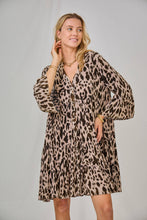Afbeelding in Gallery-weergave laden, last queen - Leopard print flared tunic dress.: BROWN / Printed / Medium