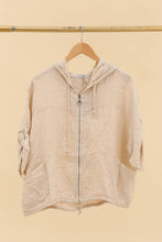 Afbeelding in Gallery-weergave laden, LÉA & LUC - 100% linen zip-up jacket with hood REF. 5088: Beige