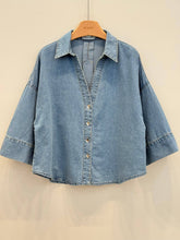 Afbeelding in Gallery-weergave laden, Acacia Paris - Wide denim blouse - 445