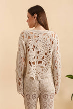 Afbeelding in Gallery-weergave laden, MOOYA - Long sleeve crochet top - IN2722: Beige