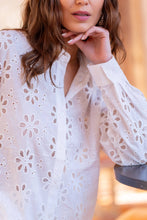 Afbeelding in Gallery-weergave laden, Attentif Paris - Solid Embroidered Cotton Shirt: Beige / Sx1 Mx1 Lx1