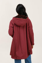 Afbeelding in Gallery-weergave laden, Attrait Paris - Long hooded parka, reversible fur (Copy): Beige