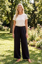 Afbeelding in Gallery-weergave laden, LÉA & LUC - 100% linen trousers REF. 30132: White / Unique