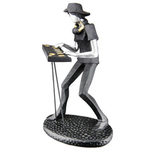 Afbeelding in Gallery-weergave laden, Gilde Handwerk Macrander GmbH & Co. KG - Musician Trio Sculpture H.24 Cm - Assorted 3 Times