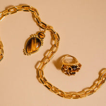 Afbeelding in Gallery-weergave laden, PHOEBE´S - Abraza la elegancia con nuestras joyas de labradorita.: Tiger's eye