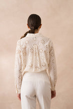 Afbeelding in Gallery-weergave laden, Attentif Paris - Solid Embroidered Cotton Shirt: Beige / Sx1 Mx1 Lx1