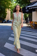 Afbeelding in Gallery-weergave laden, Straight embroidered trousers Beige
