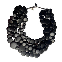 Afbeelding in Gallery-weergave laden, Bijondo - Guinea wooden light necklace: Naked
