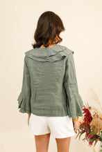 Afbeelding in Gallery-weergave laden, LÉA &amp; LUC - Linen Ruffled Shirt REF. 12186: Beige
