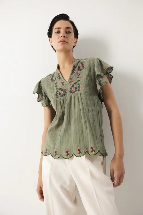 Lanidor - Embroidered Blouse        (416423-40): XL
