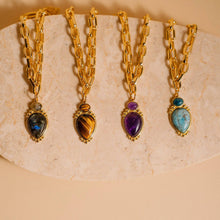 Afbeelding in Gallery-weergave laden, PHOEBE´S - Abraza la elegancia con nuestras joyas de labradorita.: Tiger's eye
