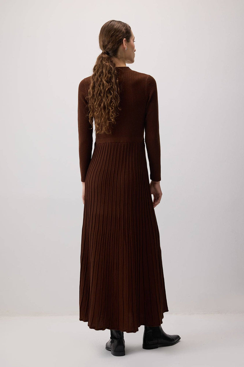 Touché Privé EU - KNITWEAR DRESS: Brown / Standart