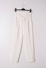 Afbeelding in Gallery-weergave laden, Afinity - Women's tailored pants A3305PT – high waist with belt: Green / Standard / L
