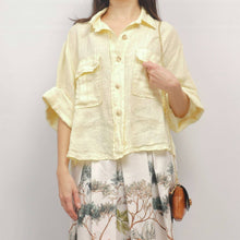 Afbeelding in Gallery-weergave laden, Cecile Wang - Short linen shirt with front pockets
