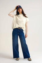 Afbeelding in Gallery-weergave laden, Q2—All Orders:Free Duties for the US,UK,and Canada - Soft Knit Sleeveless sweater with lace lining: CREAM / ONE
