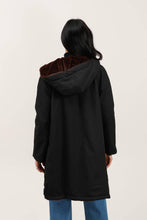 Afbeelding in Gallery-weergave laden, Attrait Paris - Long hooded parka, reversible fur (Copy): Beige
