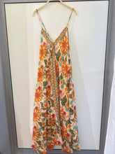 Afbeelding in Gallery-weergave laden, Orice - Long V-neck dress: 669 / One size
