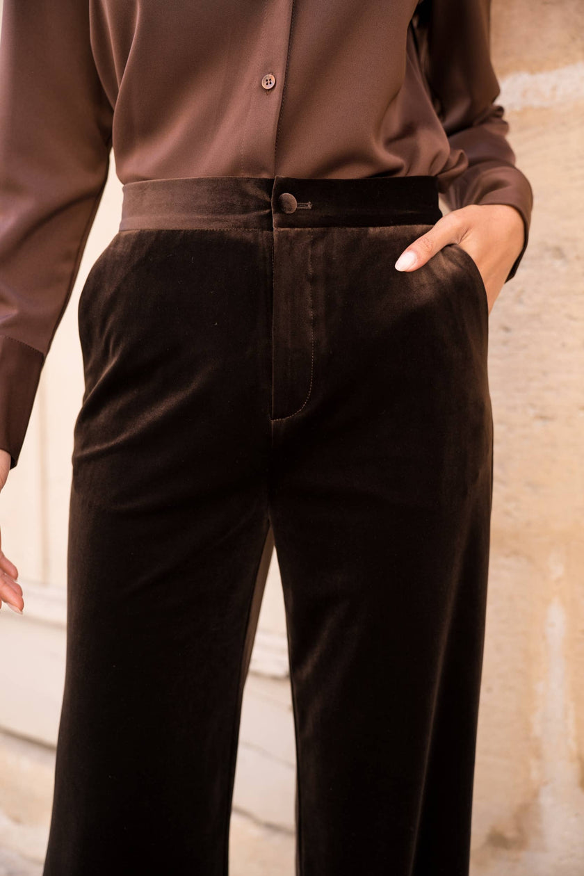 Attentif Paris - Straight cut velvet pants: Dark brown / Sx1 Mx1 Lx1 XLx1