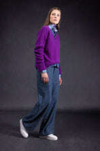 Afbeelding in Gallery-weergave laden, Lanidor - Embellished fabric trousers
