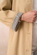 Afbeelding in Gallery-weergave laden, Attentif Paris - Long  trench coat
