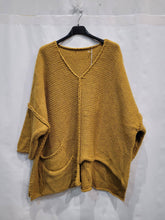 Afbeelding in Gallery-weergave laden, la maison des fibres naturelles - 60681ALPAGA sweater made in Italy: Apple green
