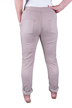 Afbeelding in Gallery-weergave laden, TINA Stephens Italy/Tees By Tina - Riley Zipper Pocket Pant (PL151): 100 White
