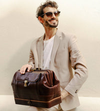 Afbeelding in Gallery-weergave laden, Time Resistance - Large Italian Leather Doctor Bag - The Master and Margarita: Black
