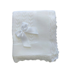 Afbeelding in Gallery-weergave laden, Cotton Socks - 1010 Blanket with lace 110x110 cm: White
