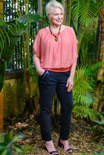 Afbeelding in Gallery-weergave laden, TINA Stephens Italy/Tees By Tina - Riley Zipper Pocket Pant (PL151): 100 White
