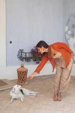 Afbeelding in Gallery-weergave laden, Bijondo - Amelia rayon short mesh cardigan: Orange / One size
