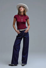 Afbeelding in Gallery-weergave laden, Q2 Free Duties for US &amp; UK - Knitted Rib Featherweight Tuckable sweater in Burgundy: RED / L
