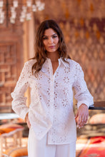 Afbeelding in Gallery-weergave laden, Attentif Paris - Solid Embroidered Cotton Shirt: Beige / Sx1 Mx1 Lx1

