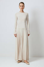 Afbeelding in Gallery-weergave laden, Touché - PLEATED SLEEVE BLOUSE: Beige
