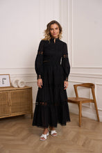 Afbeelding in Gallery-weergave laden, CHOKLATE PARIS - Ellie cropped shirt in openwork cotton - 81013: White / 1 S - 1 M - 1 L
