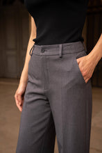 Afbeelding in Gallery-weergave laden, Attentif Paris - High-waisted plain wide-leg pants: Black / Sx1 Mx1 Lx1 XLx1
