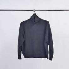 Afbeelding in Gallery-weergave laden, Cecile Wang - HY86038 turtleneck sweater: Bordeaux
