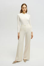 Afbeelding in Gallery-weergave laden, Touche Prive - CREPE PANTS WITH TRIM DETAIL: Cream
