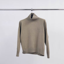 Afbeelding in Gallery-weergave laden, Cecile Wang - HY86038 turtleneck sweater: Bordeaux
