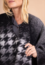 Afbeelding in Gallery-weergave laden, LINEN &amp; COTTON HOUSE - K009 JACKET MADE IN ITALY 70% WOOL 30% POLYESTER: CHOCO

